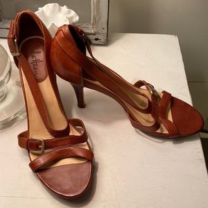 COLE HAAN SUMMER STAPLE